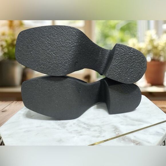 🔥 FREE PEOPLE Gwen Mary Jane Platforms Heels Size 39 US 8.5 - Picture 11 of 15